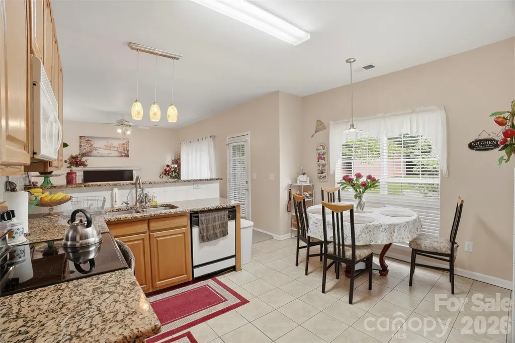 5619 Hedgecrest Place Charlotte NC 28269