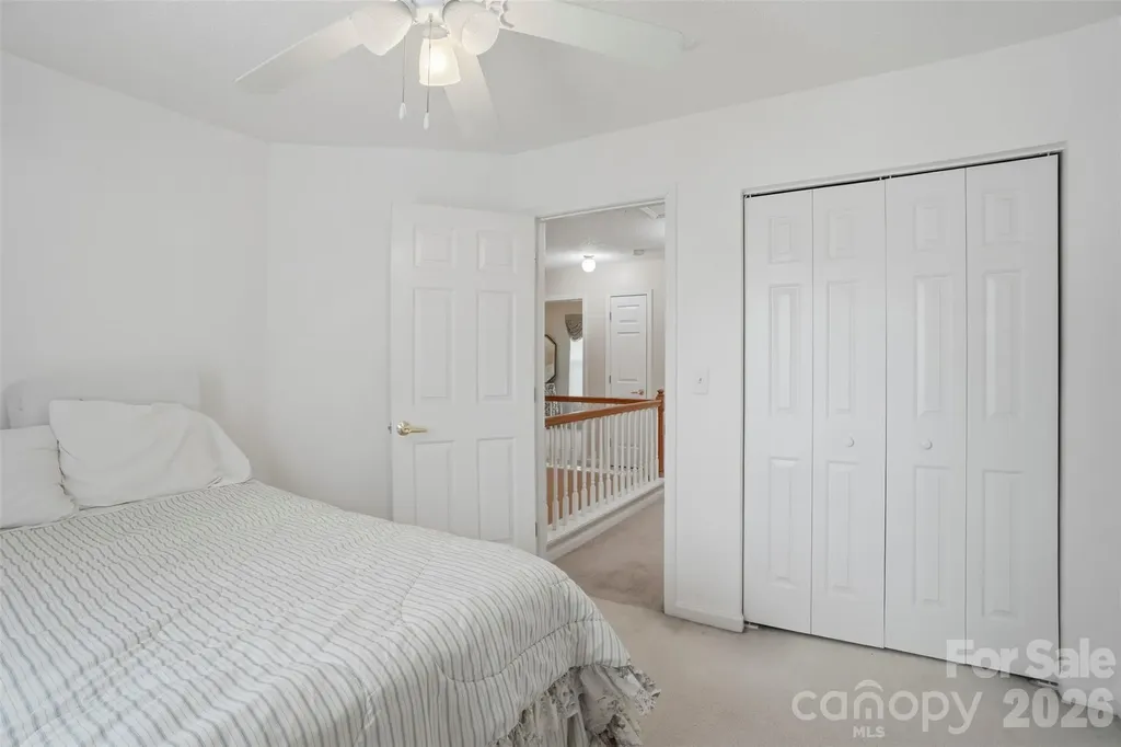5619 Hedgecrest Place Charlotte NC 28269