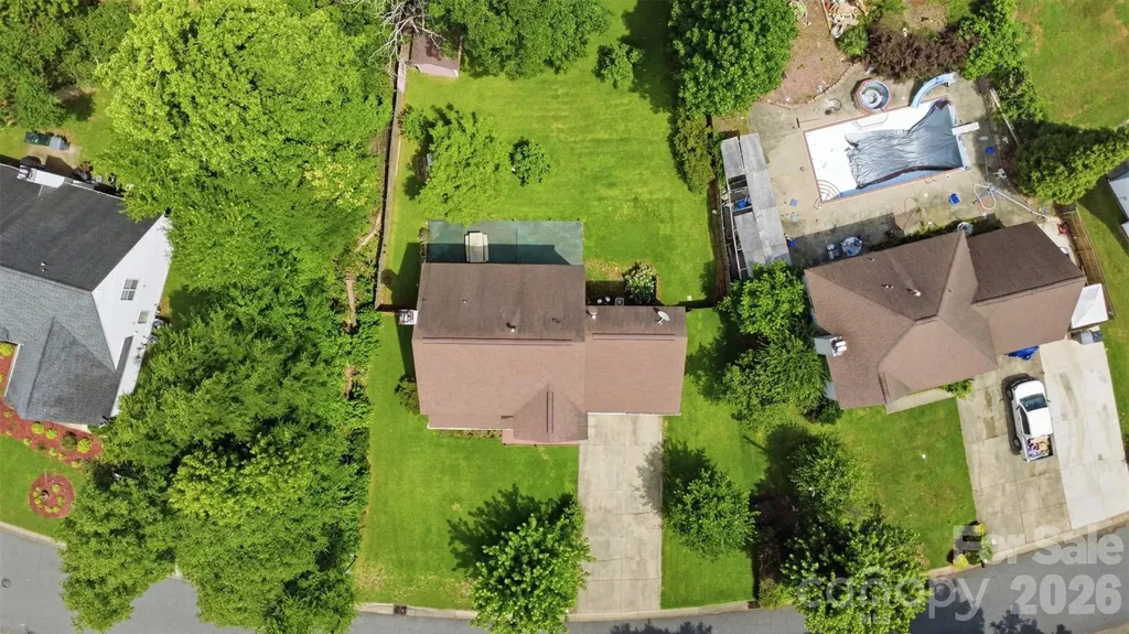 5619 Hedgecrest Place Charlotte NC 28269