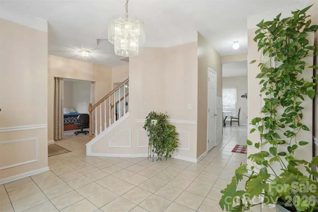 5619 Hedgecrest Place Charlotte NC 28269