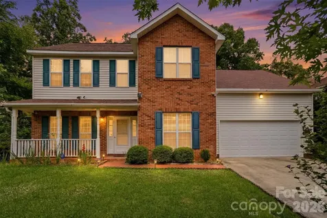 5619 Hedgecrest Place Charlotte NC 28269