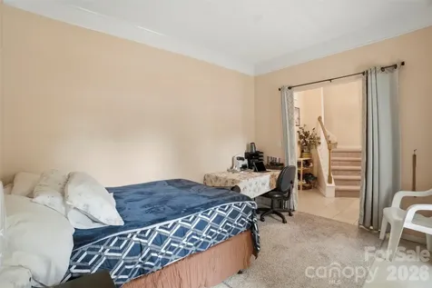5619 Hedgecrest Place Charlotte NC 28269