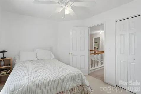 5619 Hedgecrest Place Charlotte NC 28269
