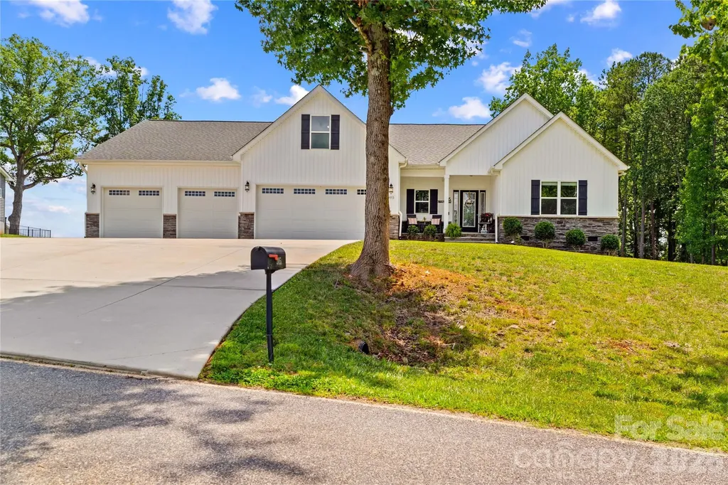 305 Absher Farm Loop Statesville NC 28625