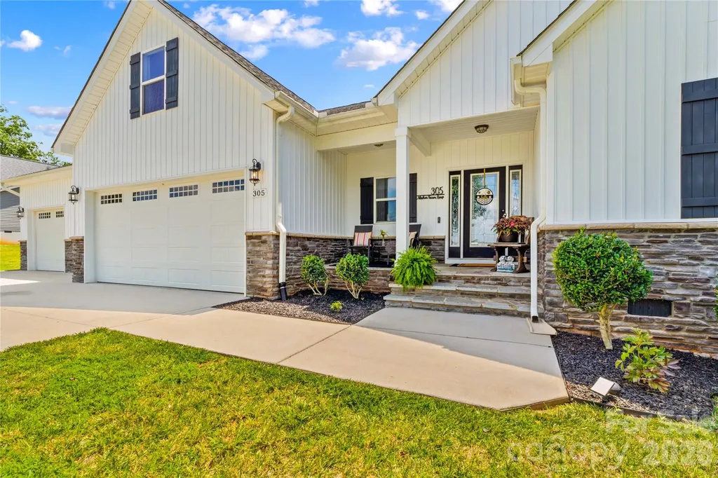 305 Absher Farm Loop Statesville NC 28625