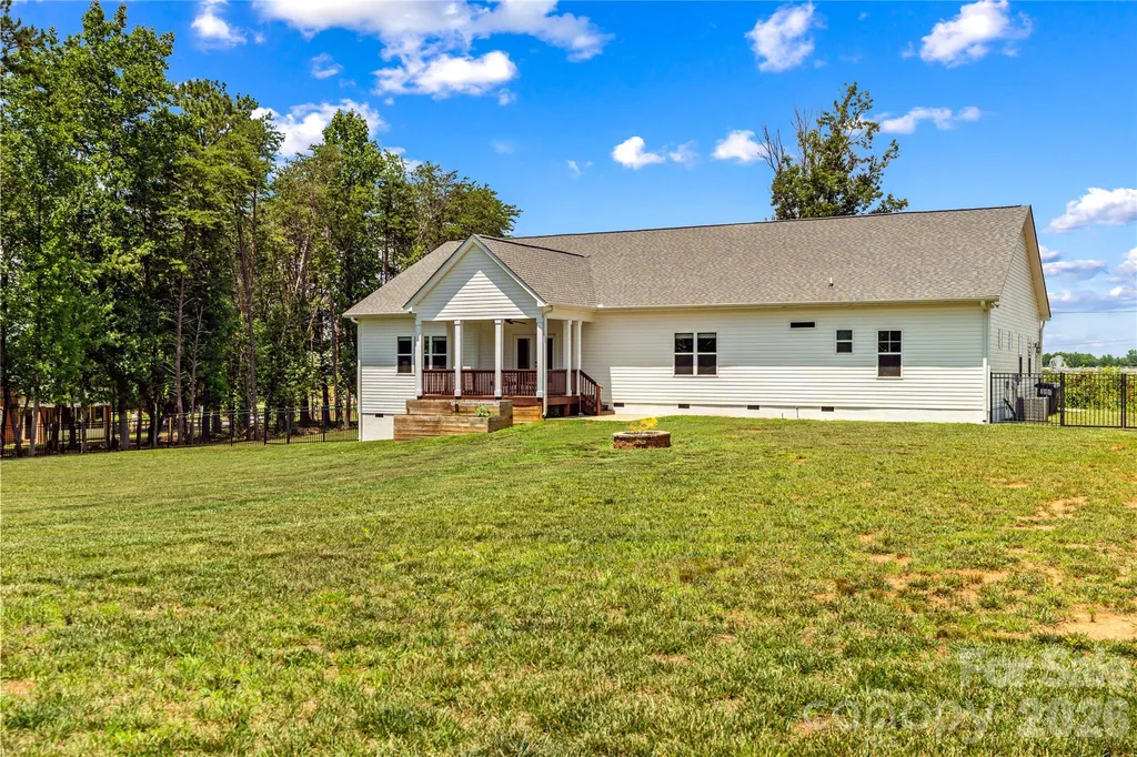 305 Absher Farm Loop Statesville NC 28625