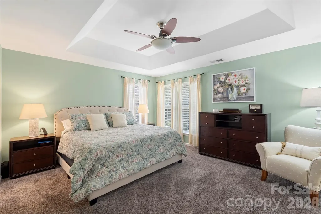 6005 Boathouse Lane Cramerton NC 28032