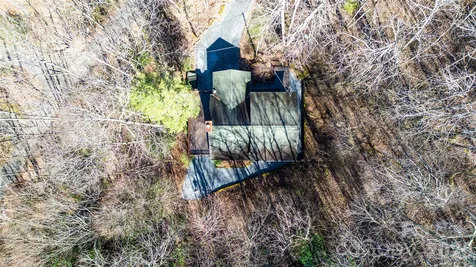 3548 Dicks Creek Road Whittier NC 28789