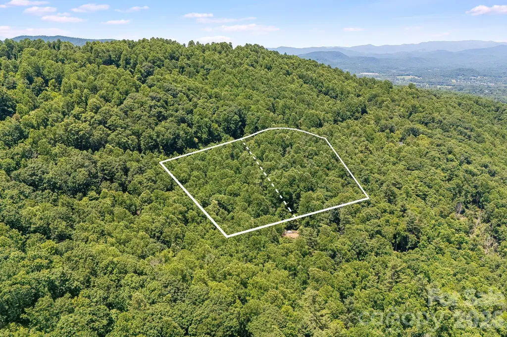 Tbd Solomon Circle Hendersonville NC 28739