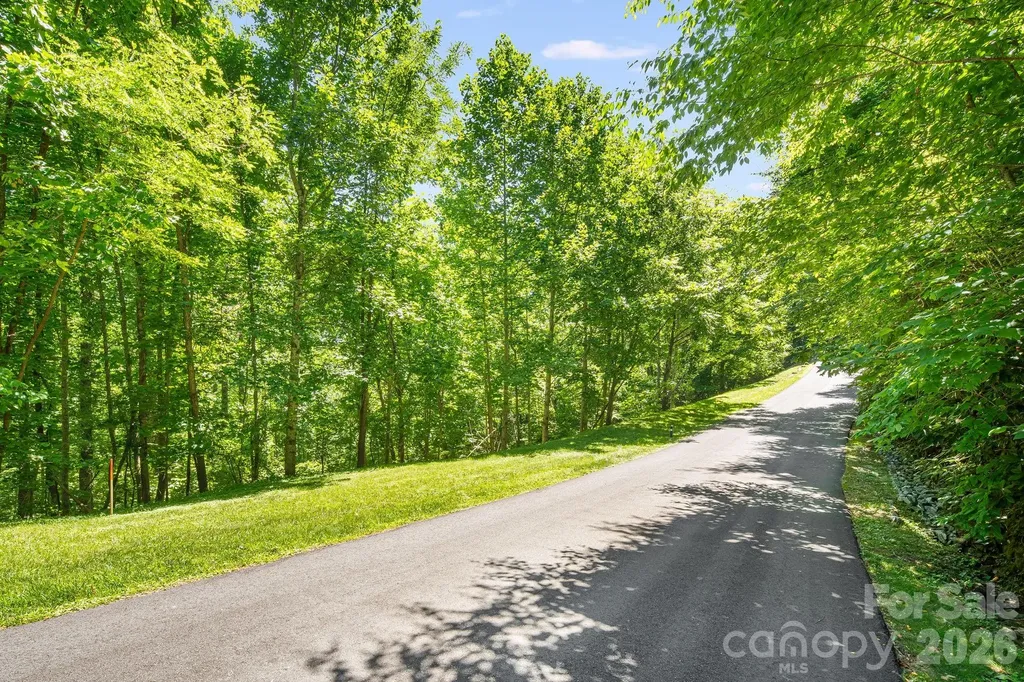 Tbd Solomon Circle Hendersonville NC 28739