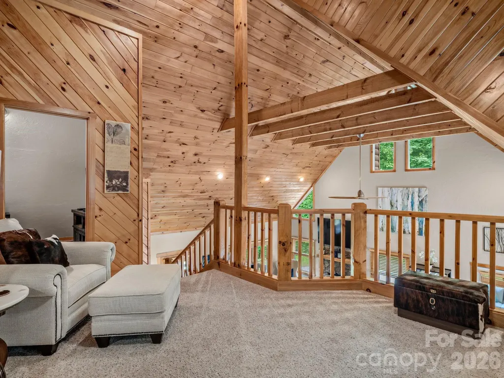 59 W Canoe Creek Drive Tuckasegee NC 28783