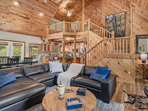 59 W Canoe Creek Drive Tuckasegee NC 28783
