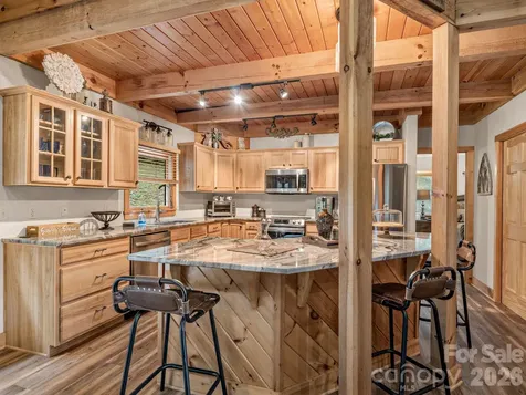 59 W Canoe Creek Drive Tuckasegee NC 28783