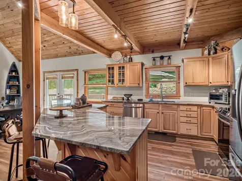 59 W Canoe Creek Drive Tuckasegee NC 28783