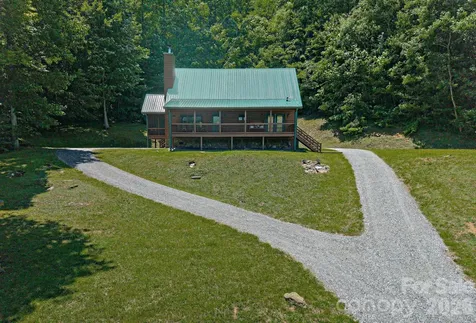 59 Canoe Creek Drive Tuckasegee NC 28783
