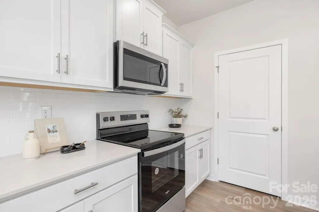 839 Adelston Lane Asheville NC 28804