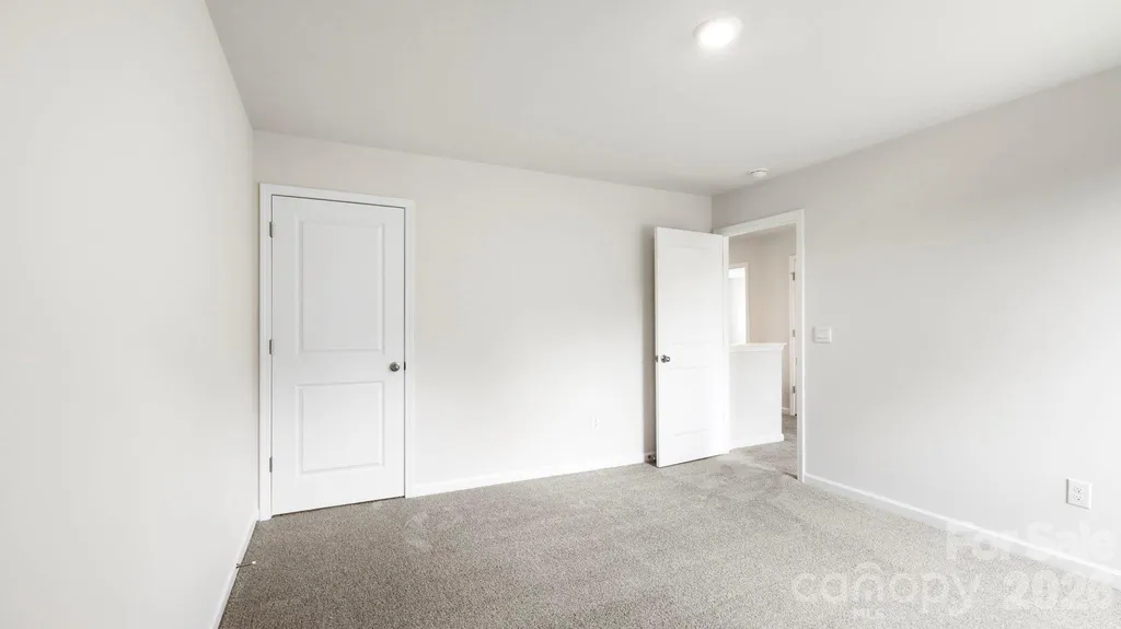 839 Adelston Lane Asheville NC 28804