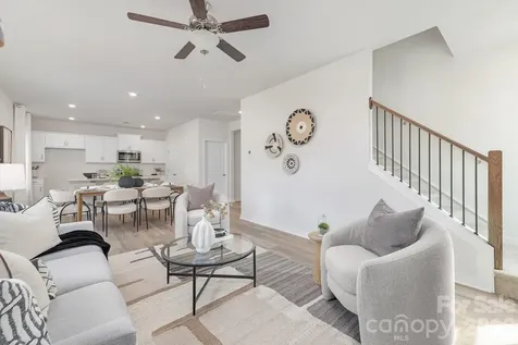 839 Adelston Lane Asheville NC 28804