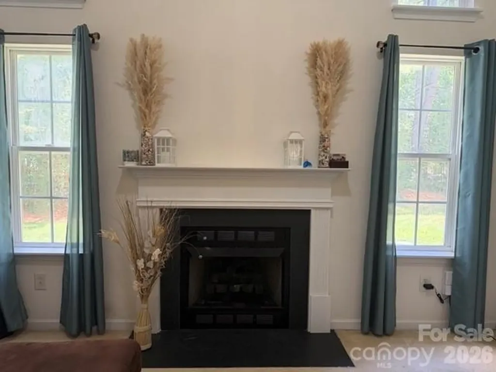 8053 Christmas Court Charlotte NC 28216
