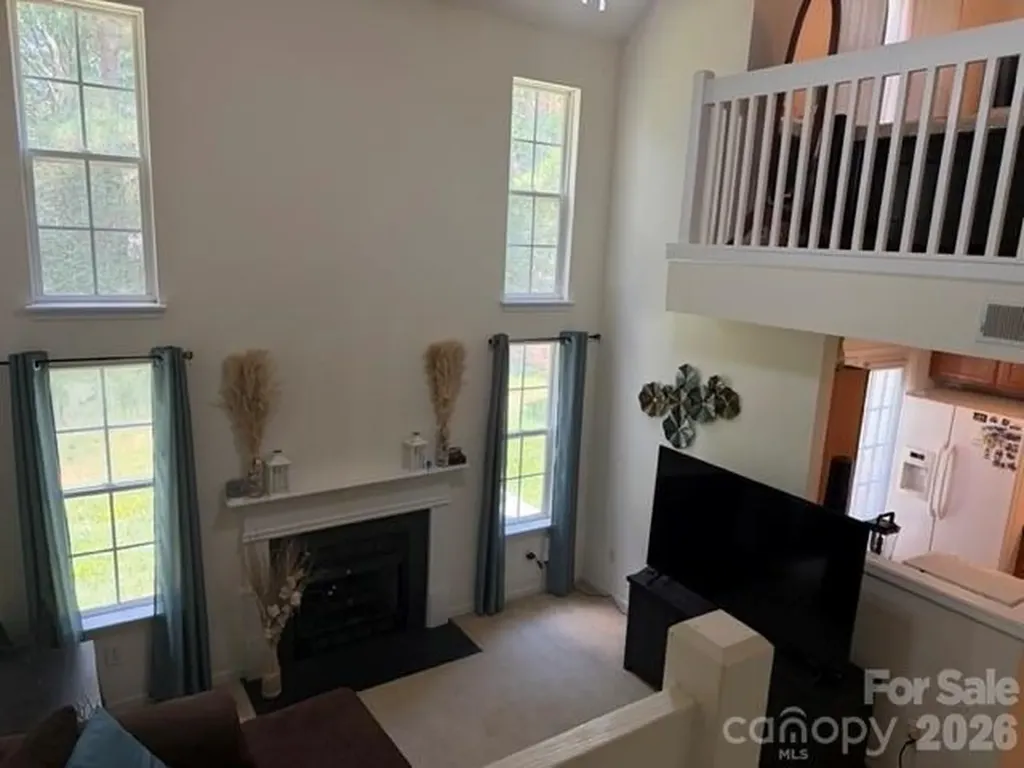 8053 Christmas Court Charlotte NC 28216