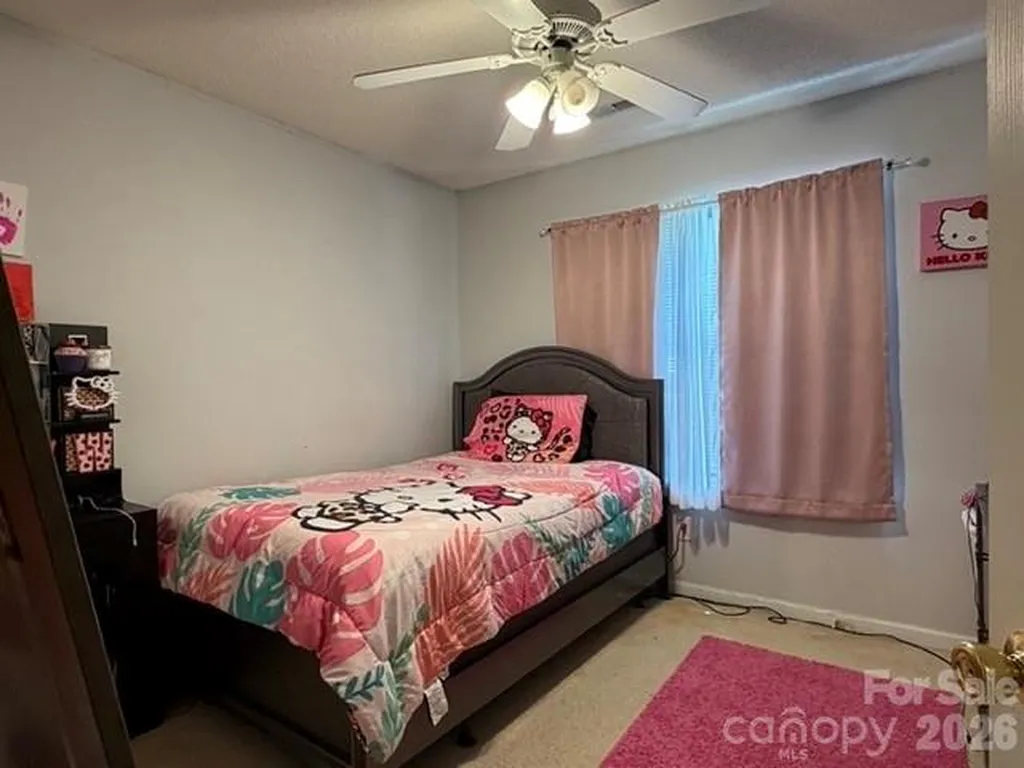 8053 Christmas Court Charlotte NC 28216