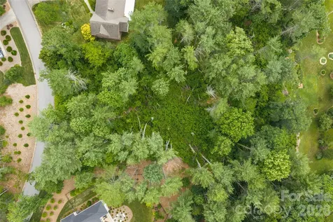 4 Dunnwoody Drive Arden NC 28704