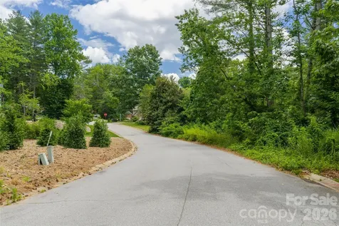 4 Dunnwoody Drive Arden NC 28704