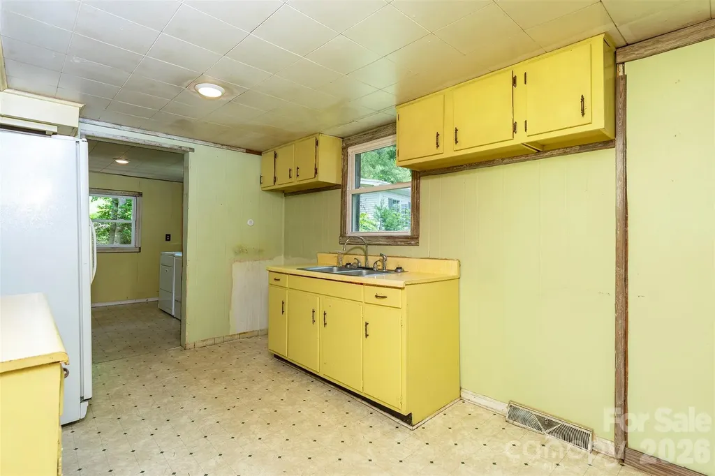 80 Webb Cove Road Asheville NC 28804