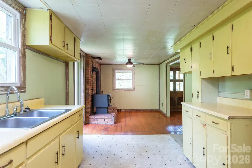 80 Webb Cove Road Asheville NC 28804