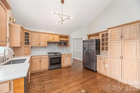 23 Moriah Lane Asheville NC 28803