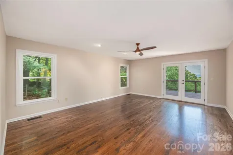 23 Moriah Lane Asheville NC 28803