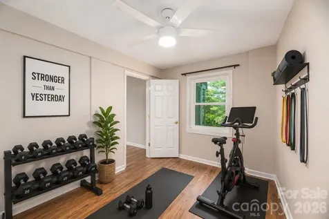 23 Moriah Lane Asheville NC 28803