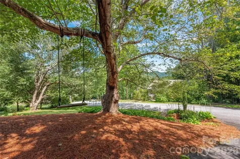 23 Moriah Lane Asheville NC 28803