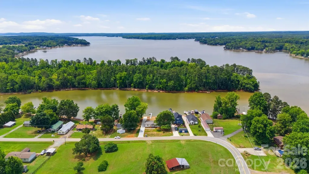 2516 Riverview Road Lexington NC 27292