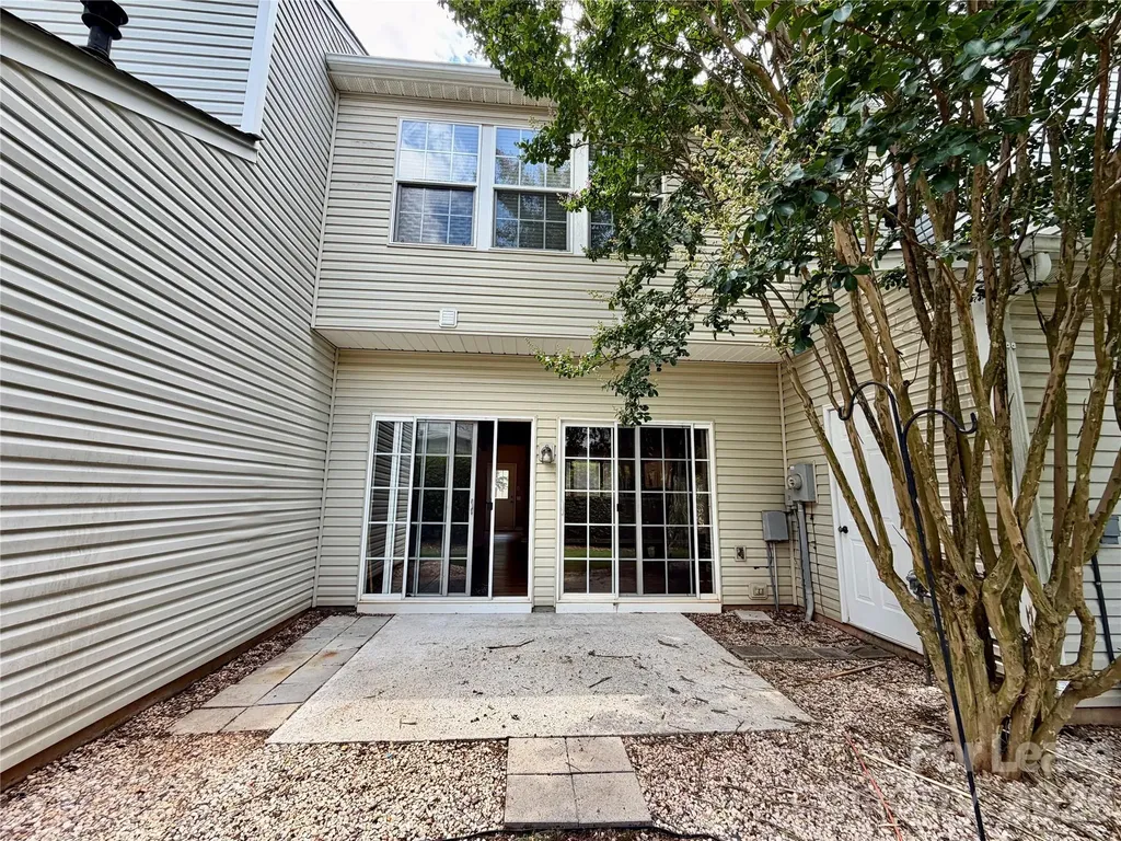 2754 Thornbush Court Charlotte NC 28270