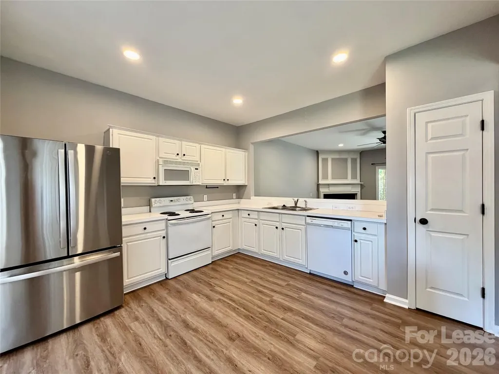 2754 Thornbush Court Charlotte NC 28270
