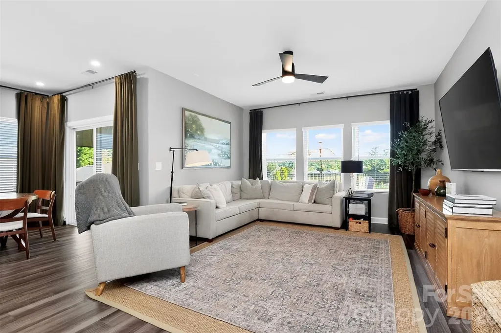 4514 Bright Road Charlotte NC 28214