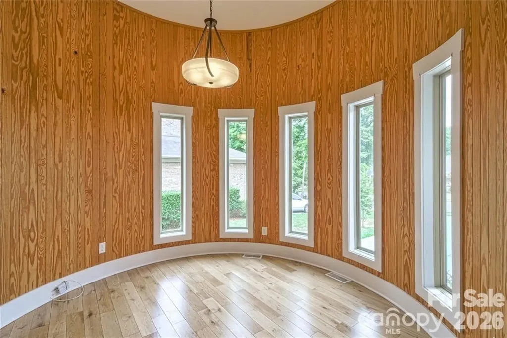 10136 Fairlea Drive Charlotte NC 28269