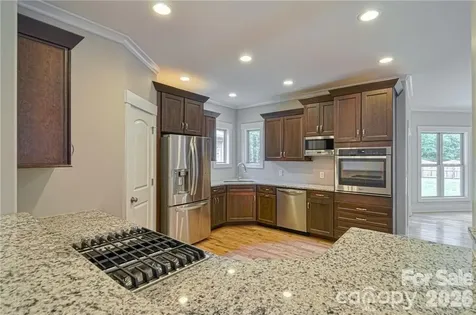 10136 Fairlea Drive Charlotte NC 28269