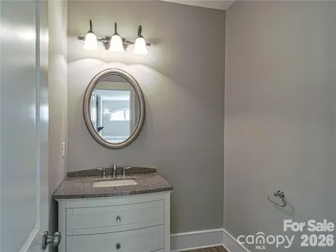 10136 Fairlea Drive Charlotte NC 28269