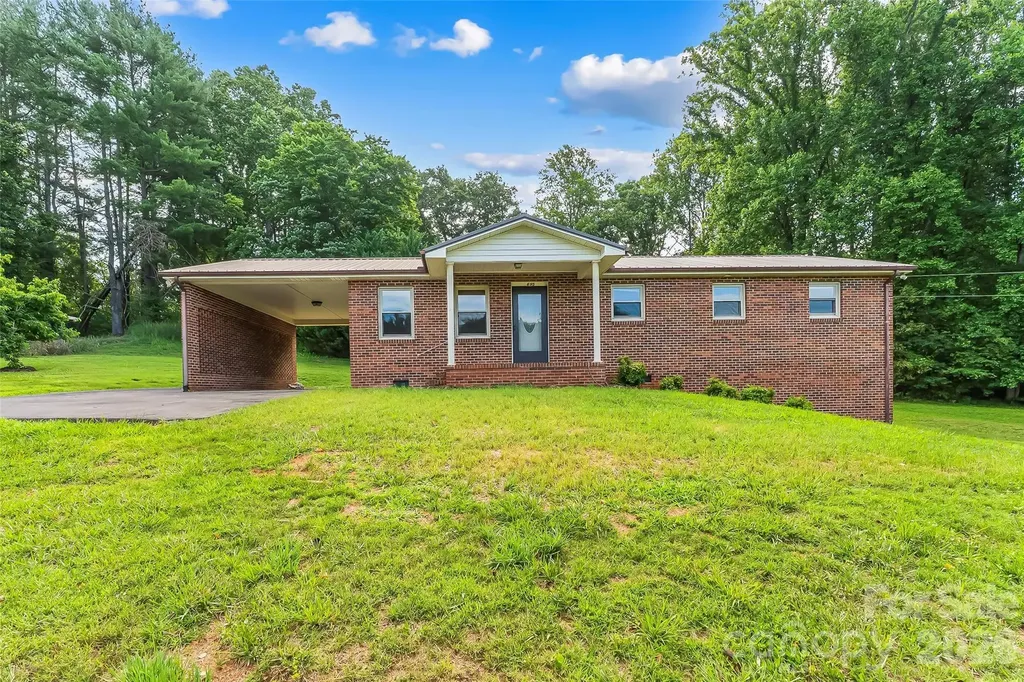 3695 Bradley Road Morganton NC 28655