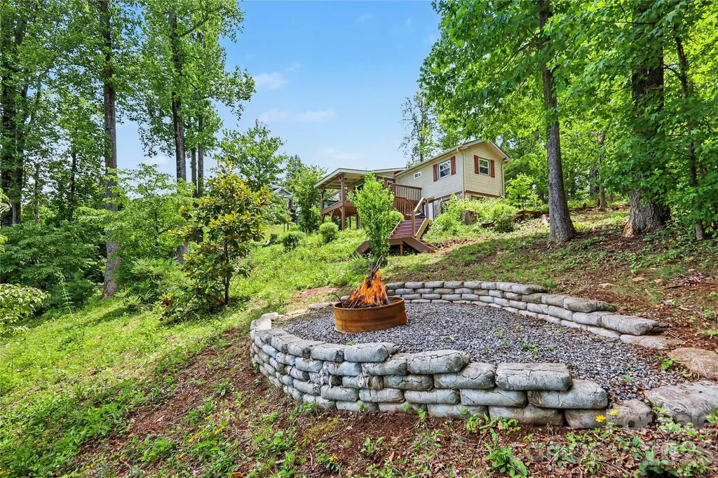 3526 Dogwood Lane Morganton NC 28655
