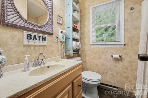 3526 Dogwood Lane Morganton NC 28655
