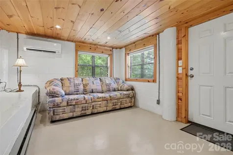 3526 Dogwood Lane Morganton NC 28655