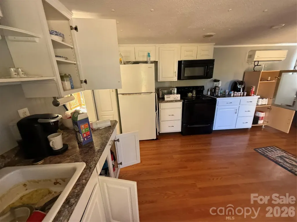 5027 Lineberger Loop Road Denver NC 28037