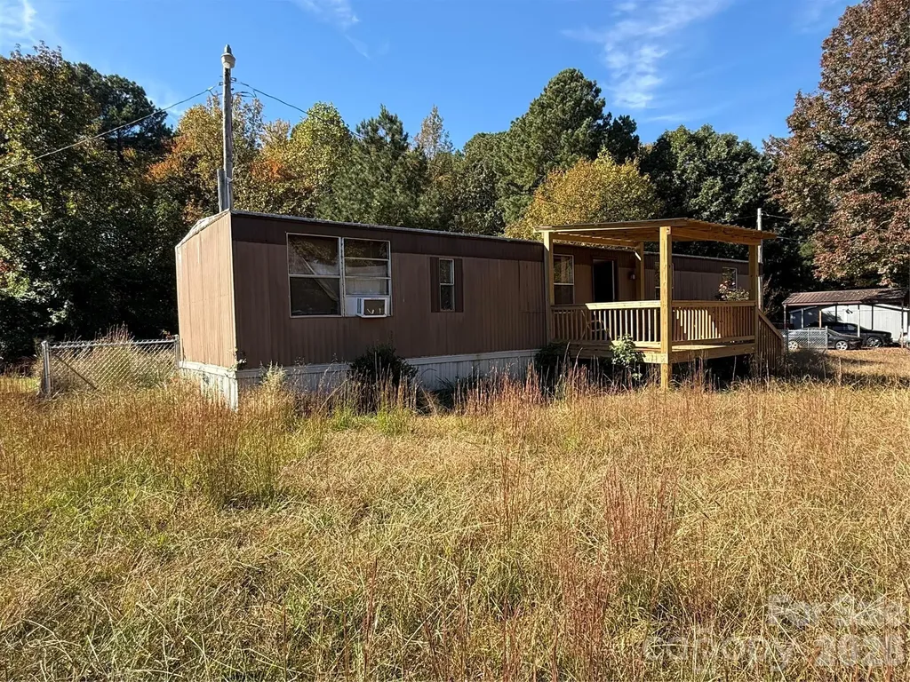 5027 Lineberger Loop Road Denver NC 28037