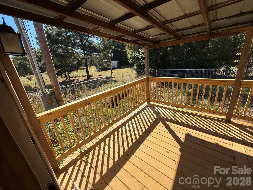 5027 Lineberger Loop Road Denver NC 28037
