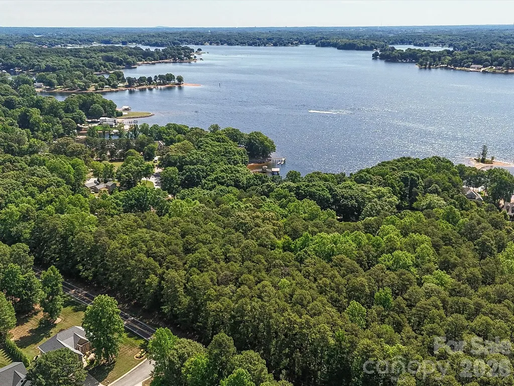 8793 Peninsula Drive Terrell NC 28682