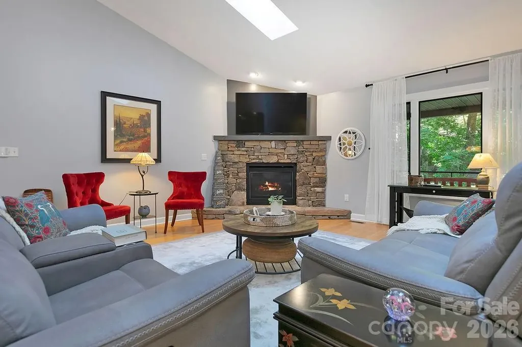 3125 Connestee Trail Brevard NC 28712
