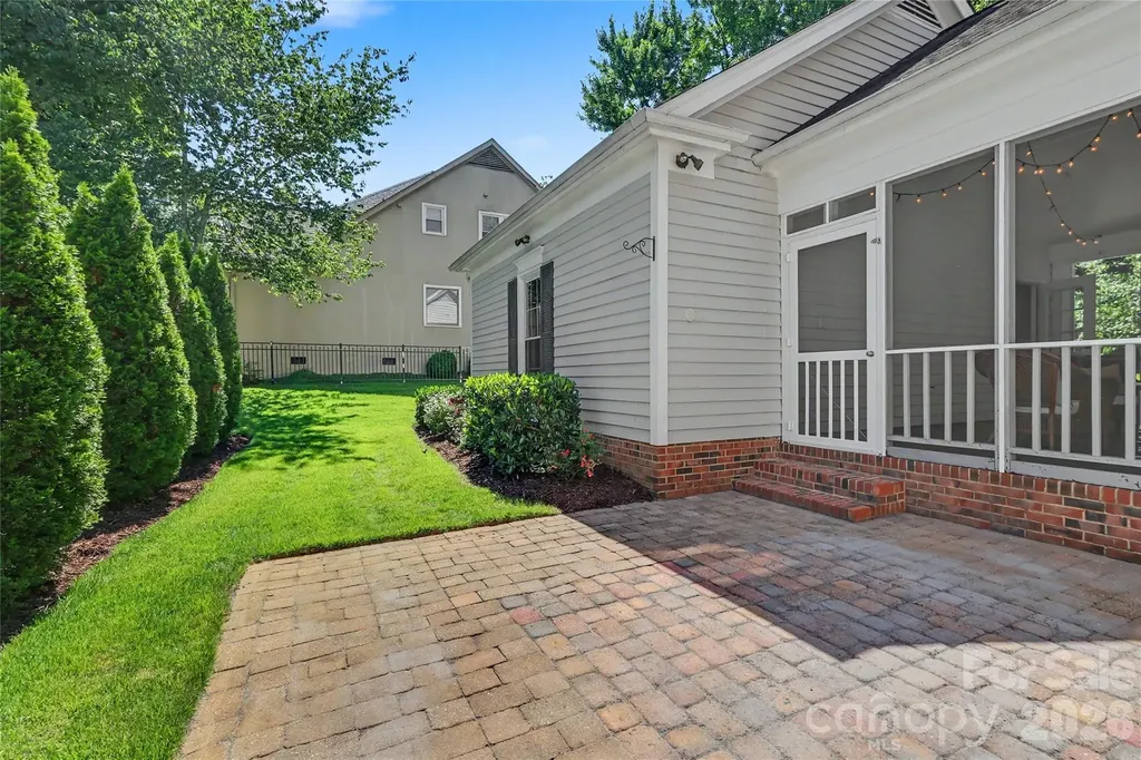 7129 Prescott Pond Lane Charlotte NC 28270